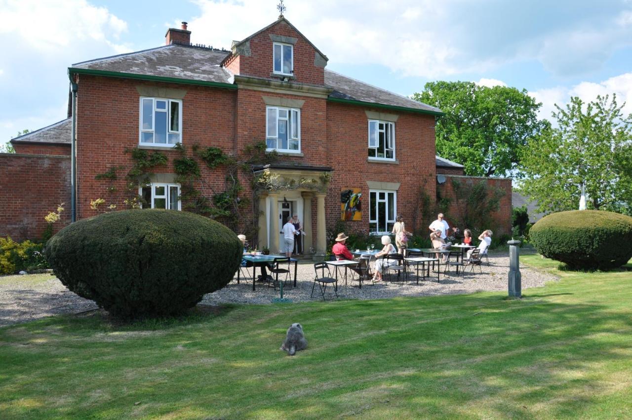 Mid Wales Arts B&B Caersws Dış mekan fotoğraf
